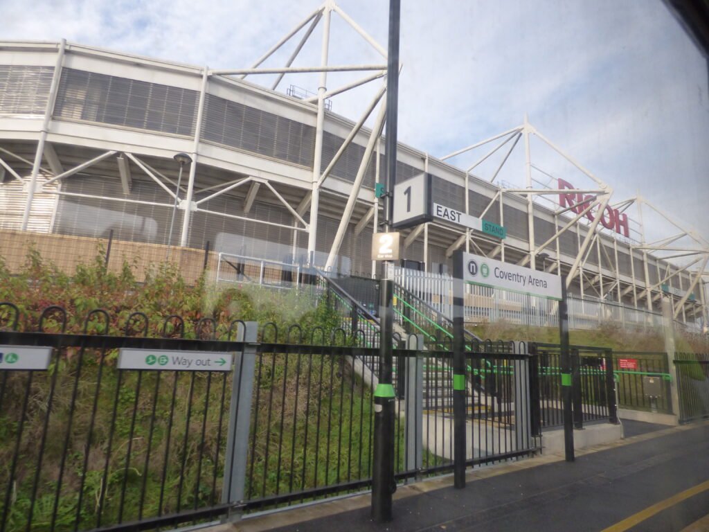 Coventry Arena stasjon – landemerke på østsiden (2017) · Coventry Building Society Arena
