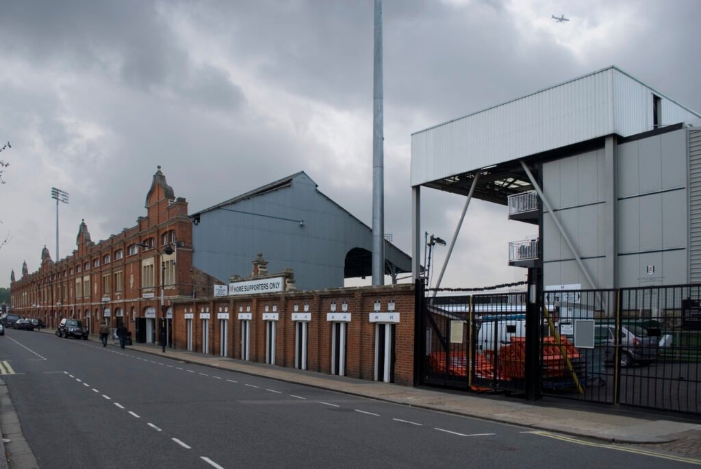 Putney End · Craven Cottage