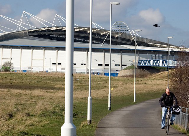 Weg zum Stadion — Archiv (2014) · MKM Stadium