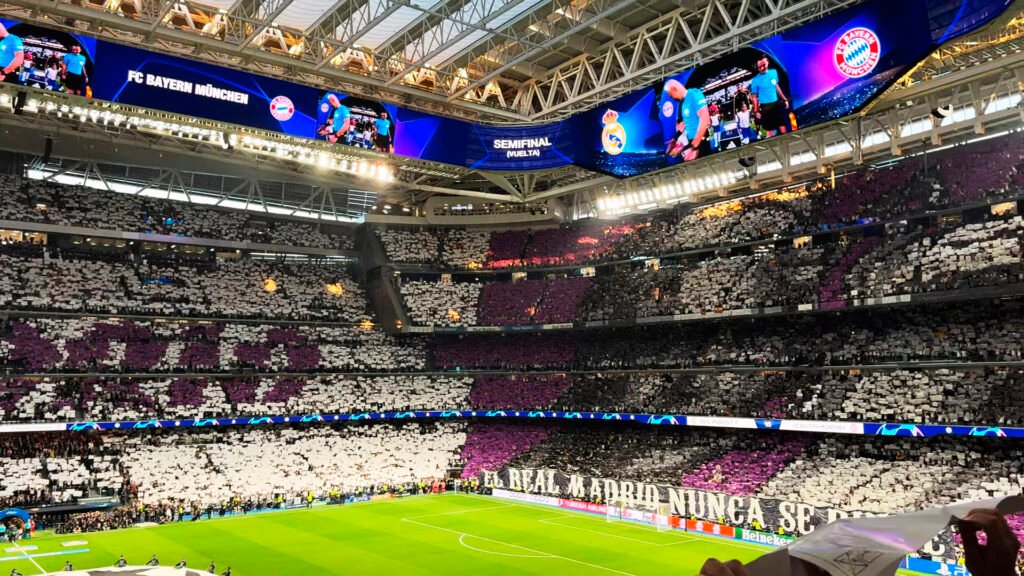 Atmosphäre am Torende · Santiago Bernabéu