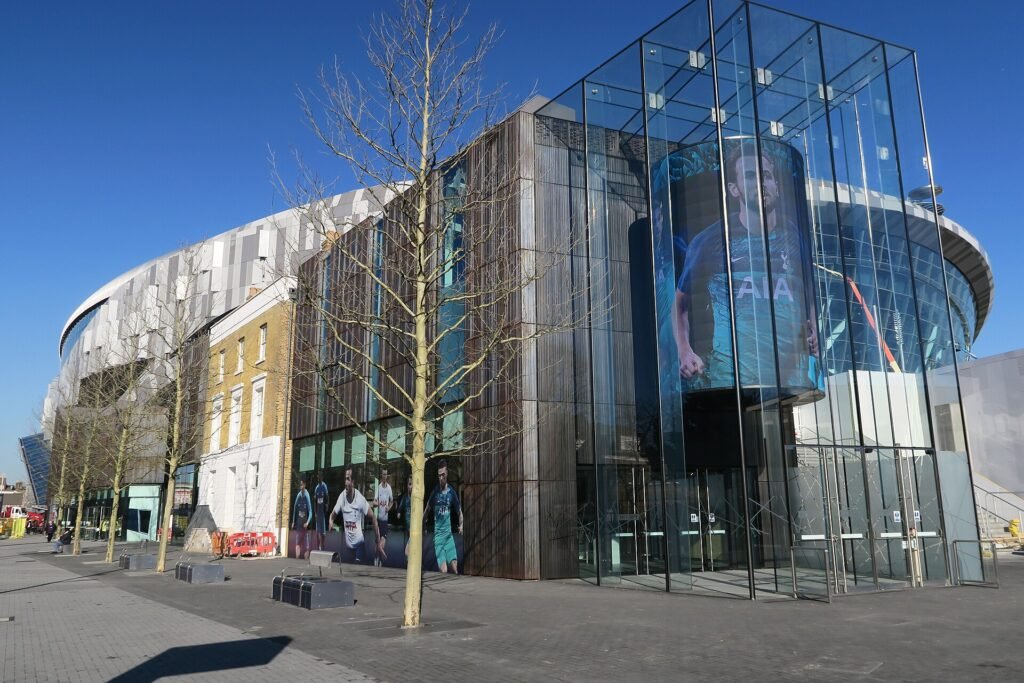 Street and matchday surroundings · Tottenham Hotspur Stadium