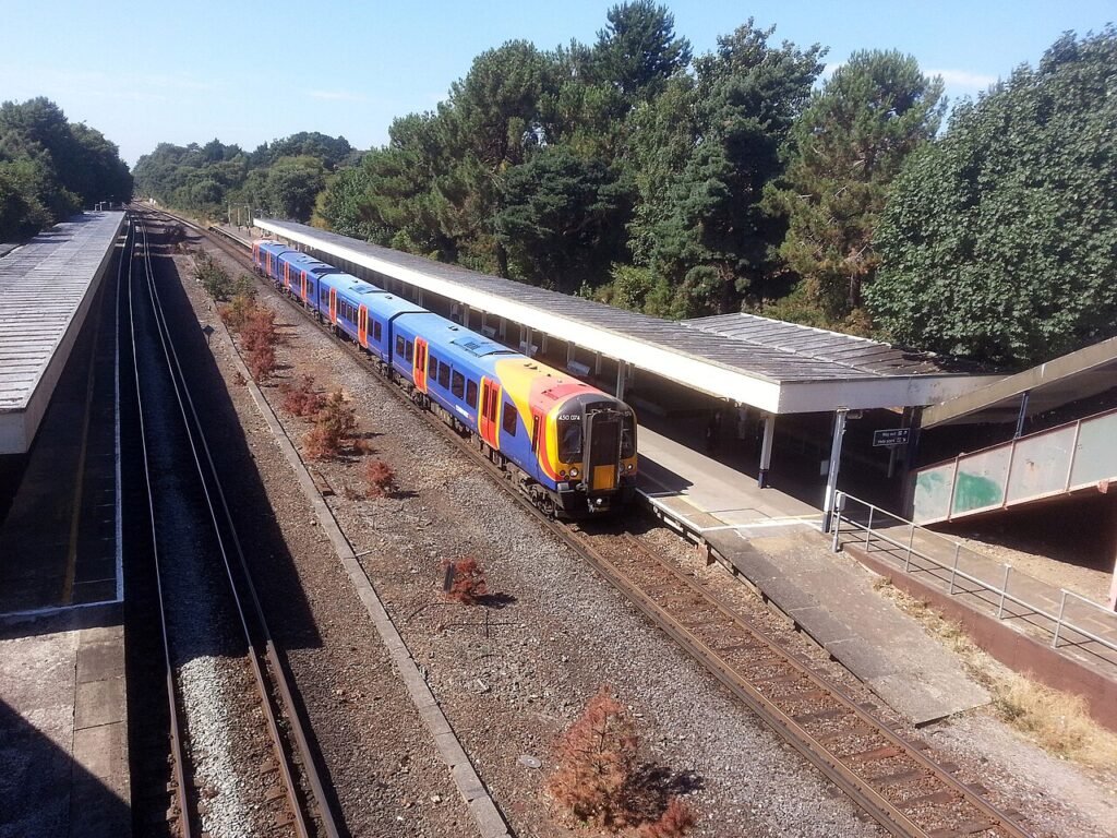 Bahnhof Pokesdown – Anreise-Orientierung · Vitality Stadium