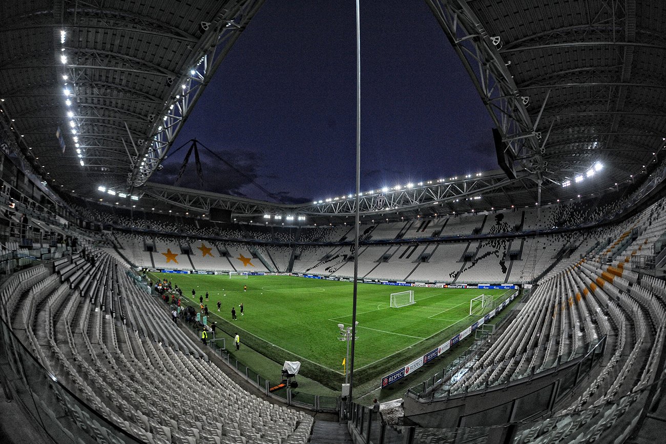 Utvendig adkomst til Allianz Stadium i Torino