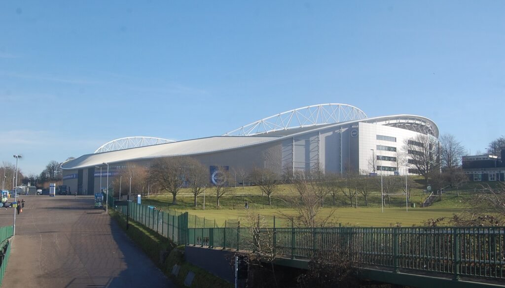 Amex Stadium utvendig – februar 2023 · American Express Stadium