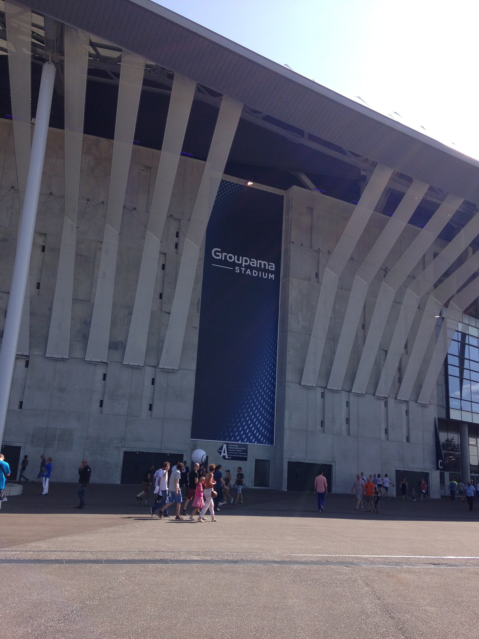 Eingangsfassade am Groupama Stadium