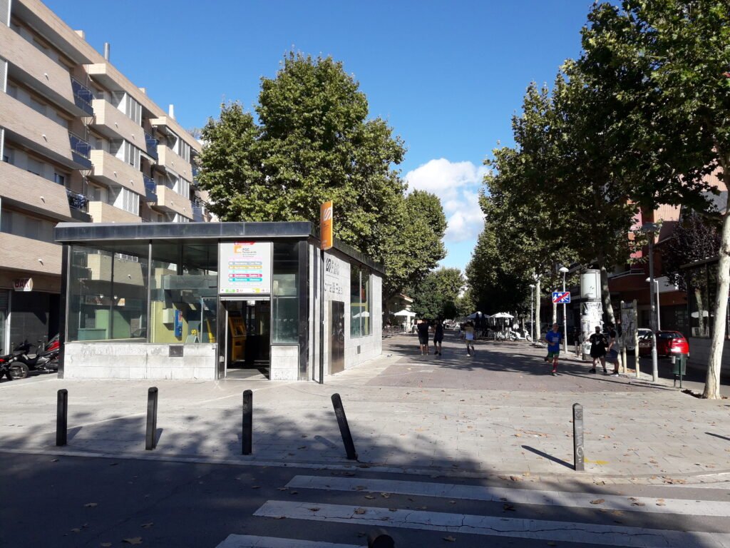 Straßenseite Cornellà Riera — August 2020 · RCDE Stadium