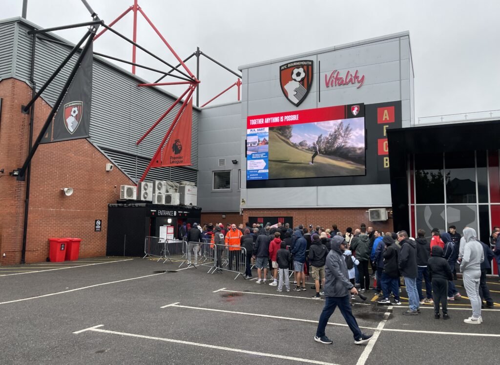 Stadionzugang – Archivaufnahme von 2023 · Vitality Stadium